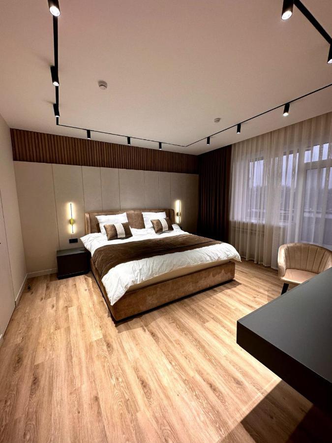 Golden Dragon Hotel Bishkek Luaran gambar