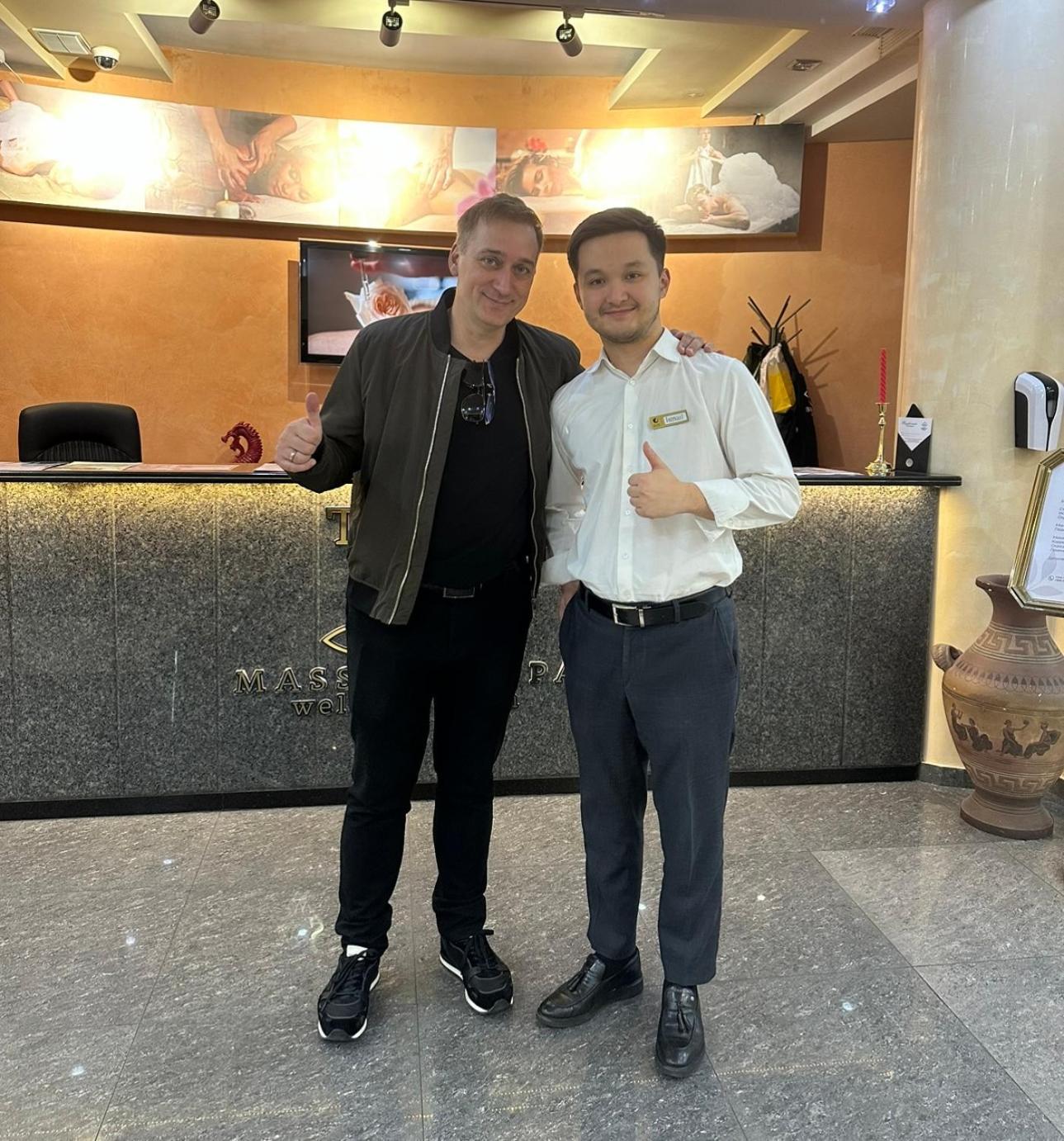 Golden Dragon Hotel Bishkek Luaran gambar